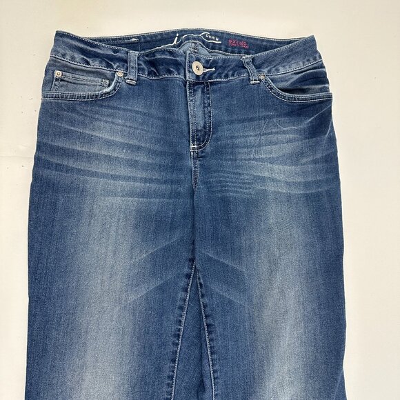 INC Bootleg Curvy Fit Women's size 10P Dark Wash Blue Denim Jeans - Picture 2 of 5